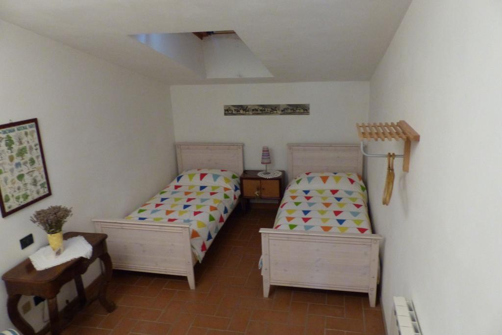 Villa Arriga Alta Lonato del Garda Habitación foto