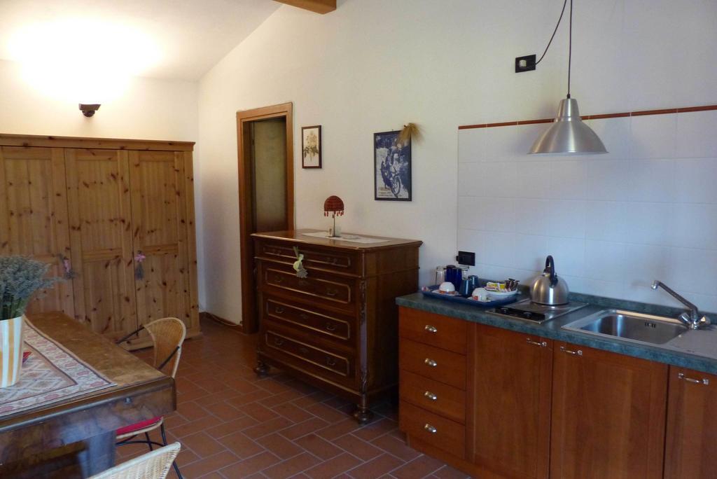Villa Arriga Alta Lonato del Garda Habitación foto